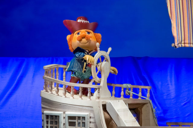 Marioneta de pirata de Zdenek Podhursky
